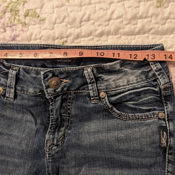 Silver Suki Bermuda Shorts, Size 27 - Picture 7 of 8